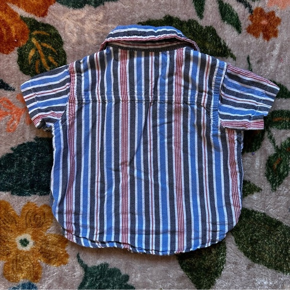 🌟3/$20🌟 Tommy Hilfiger || Baby button down shirt - Picture 2 of 4